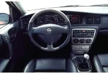 opel-vectra-2001-2002.webp
