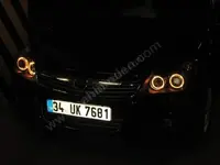 10449001_ee3.webp