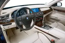 2010-bmw-760-8.webp
