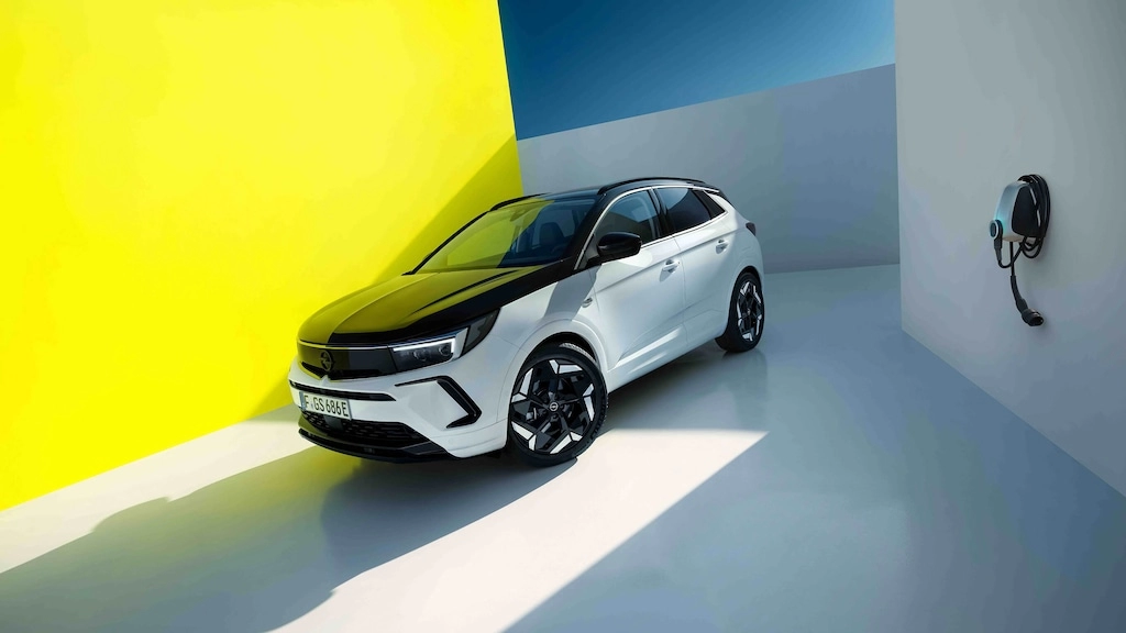 Yeni Opel Grandland GSe, Yüksek Performans ve İşlevselliği Birleştiriyor